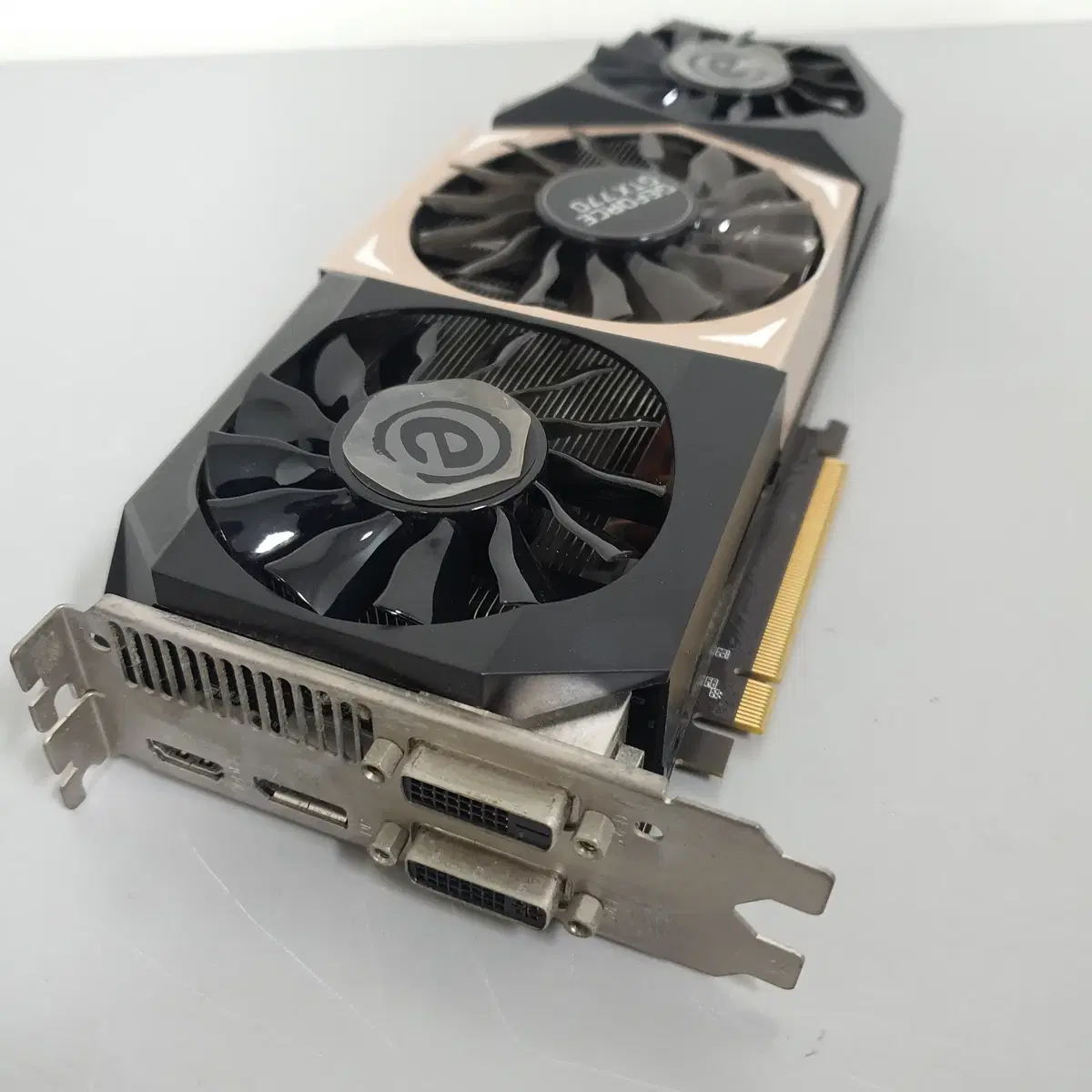 [무료배송] 중고 이엠텍 GTX770 제트스트림 4GB 그래픽카드